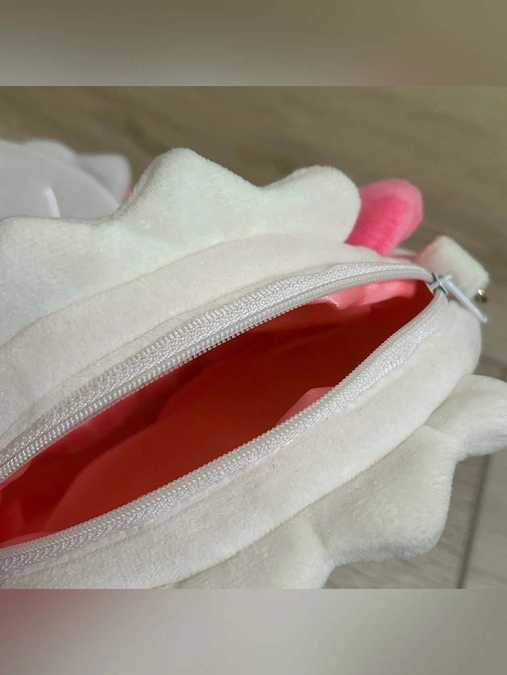 Cute wonton bag with cardholder